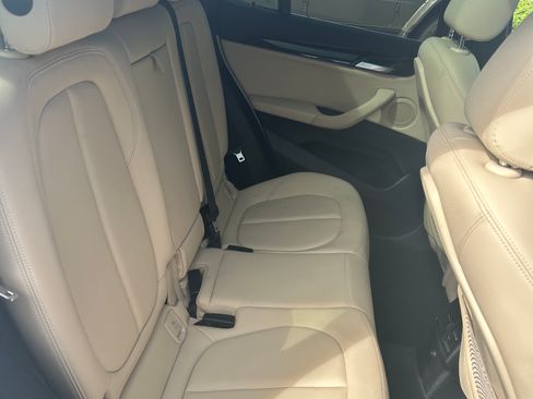 Used 2018 BMW X1 xDrive28i image 14