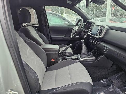 Used 2022 Toyota Tacoma TRD Sport w/ TRD Premium Sport Package image 24