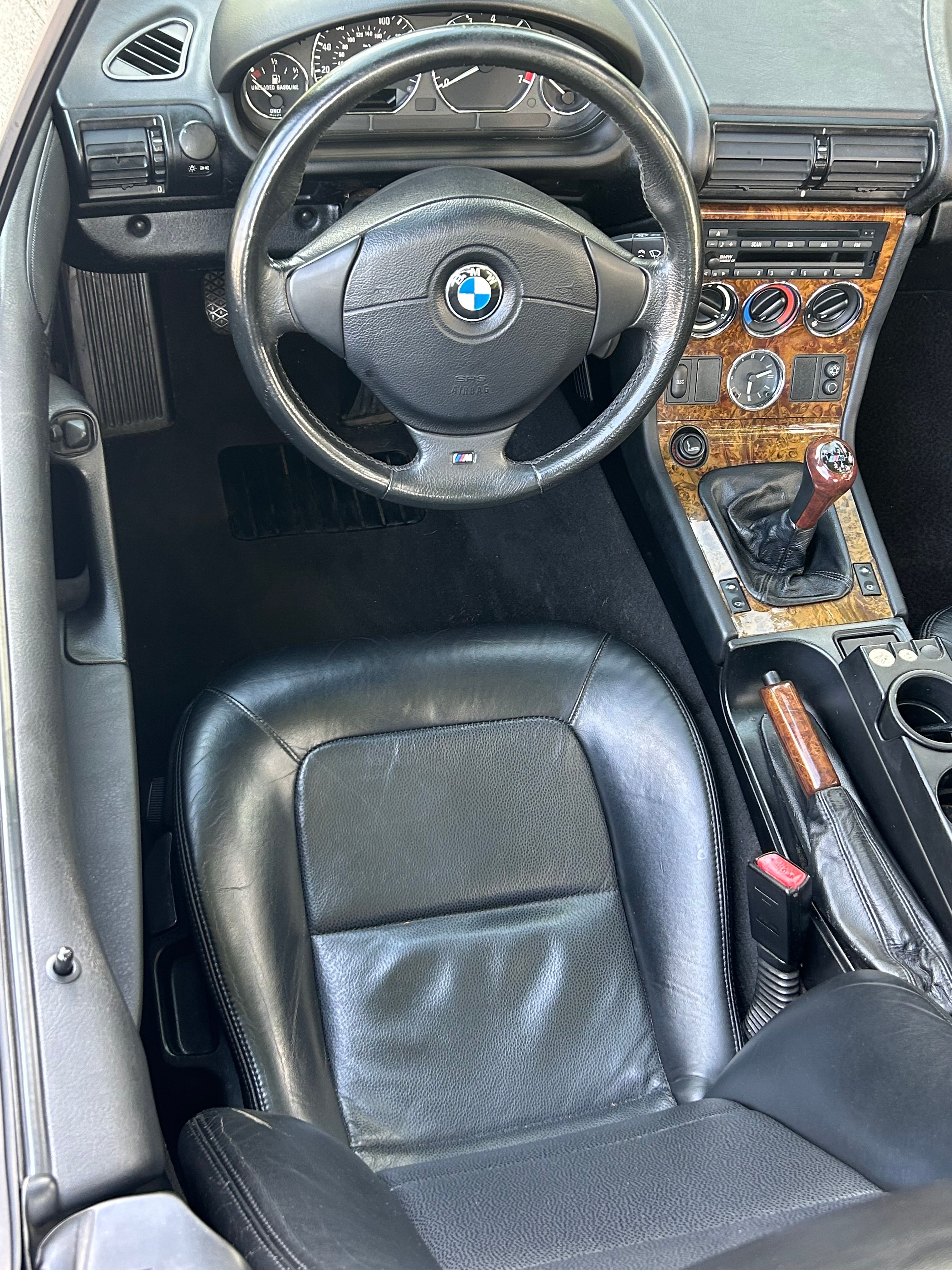 Used 2000 BMW Z3 2.5i RWD image 10