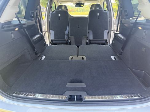 Used 2019 Volvo XC90 T6 Momentum w/ Advanced Package image 18