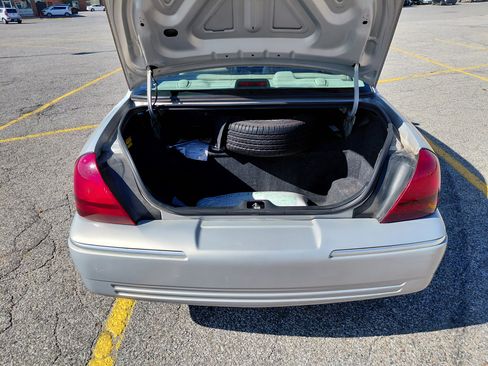 Used 2008 Mercury Grand Marquis LS image 5