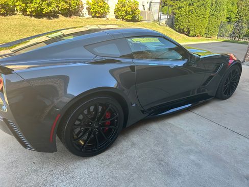 Used 2017 Chevrolet Corvette Grand Sport RWD image 4