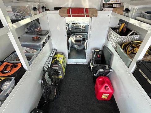 Used 2024 Ford E-350 and Econoline 350 Super Duty w/ Power Windows & Locks Group image 19