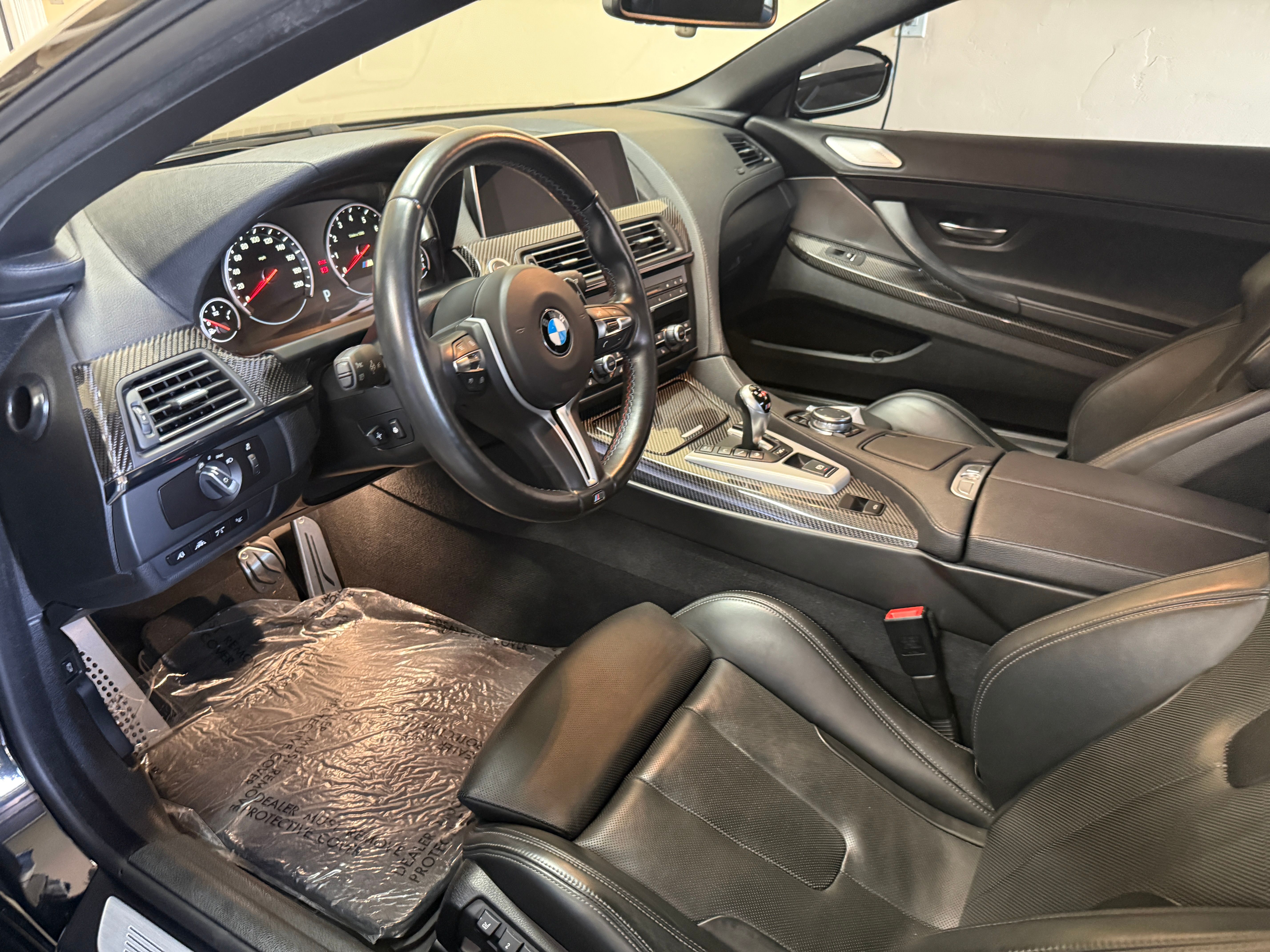 Used 2016 BMW M6 Convertible RWD image 12