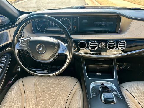 Used 2016 Mercedes-Benz Maybach S 600 image 16