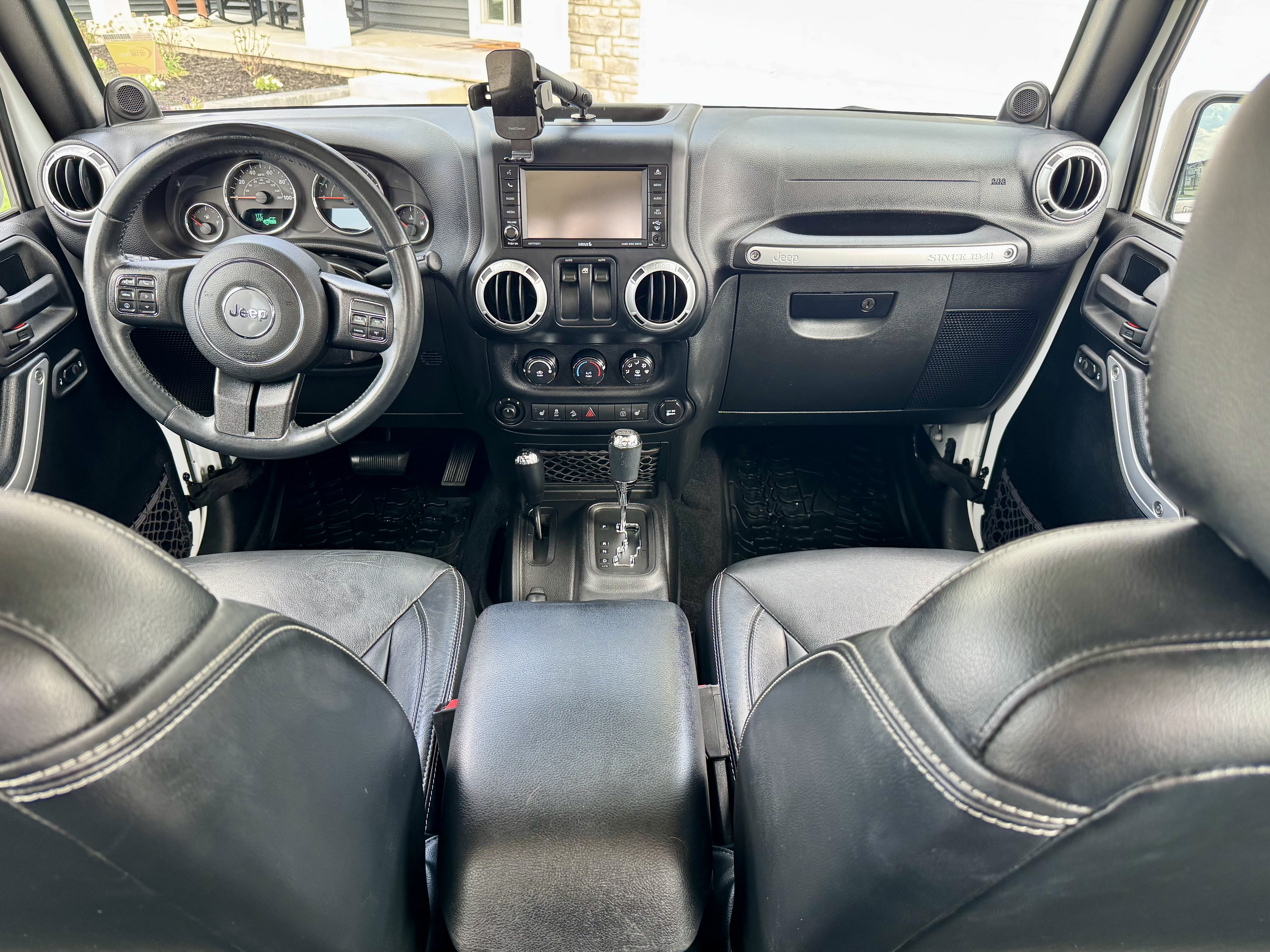 Used 2014 Jeep Wrangler Rubicon w/ Power Convenience Group AWD/4WD image 6