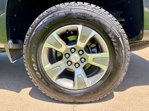 Used 2018 Chevrolet Colorado Z71 AWD/4WD image 24