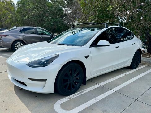 Used 2023 Tesla Model 3 Long Range image 1