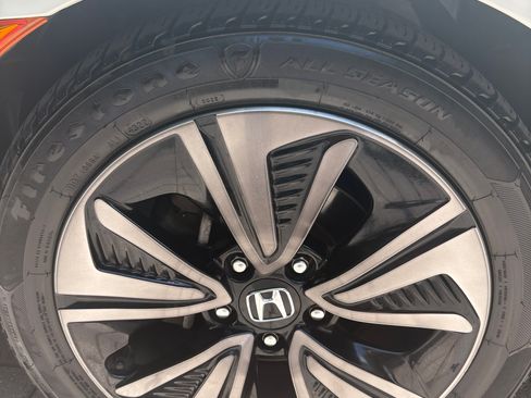 Used 2018 Honda Civic EX image 15