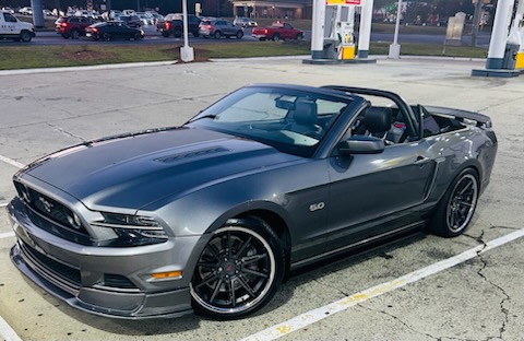 Used 2013 Ford Mustang GT Premium w/ Brembo Brake Pkg RWD image 5