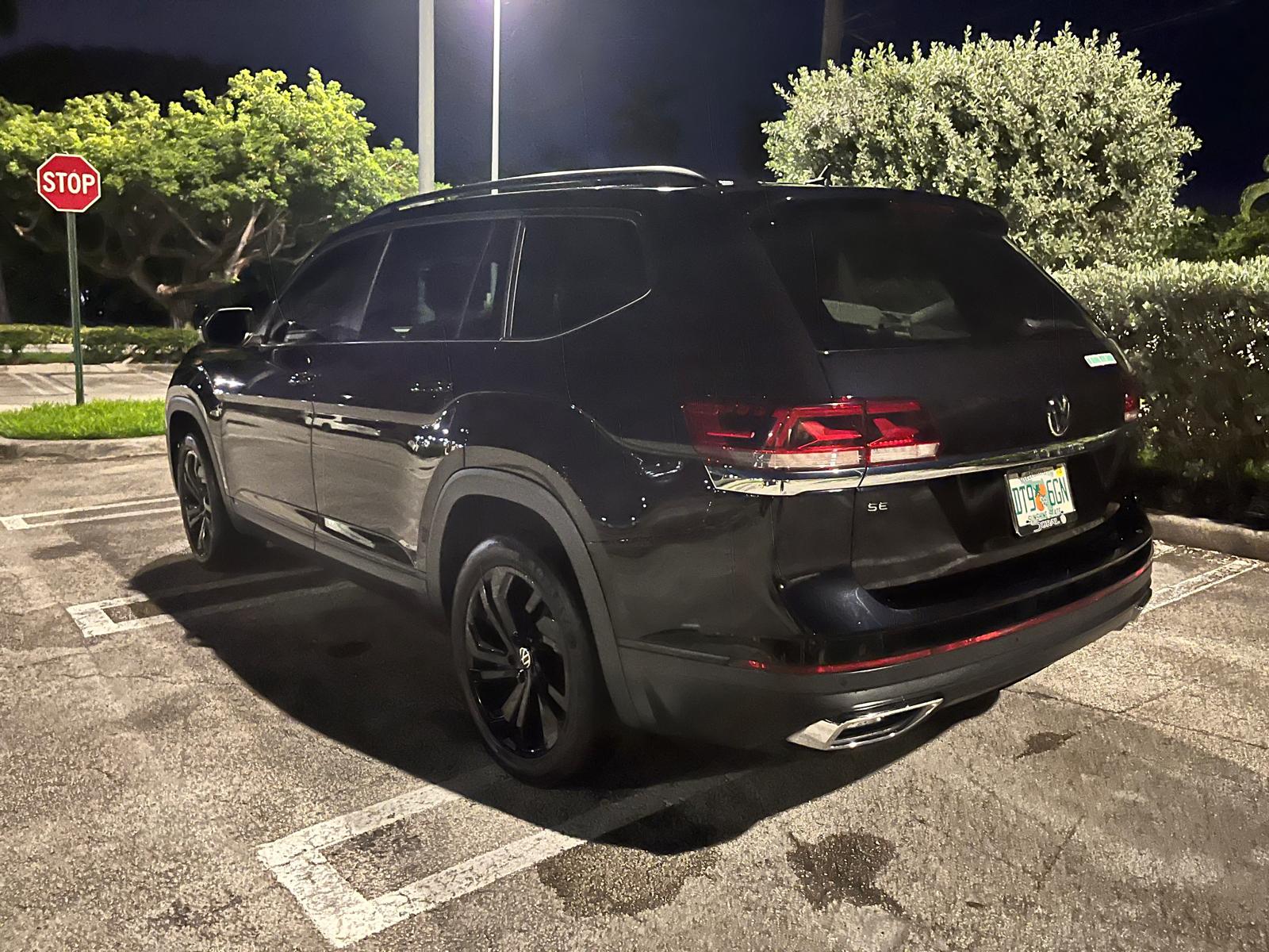 Used 2022 Volkswagen Atlas SE w/ Panoramic Sunroof Package FWD image 6