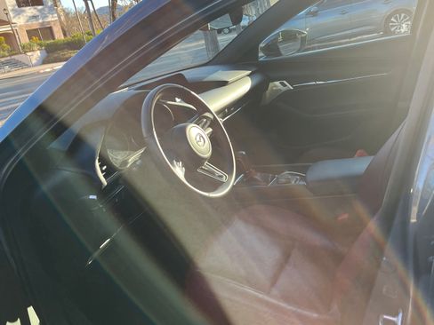 Used 2023 MAZDA MAZDA3 s image 8