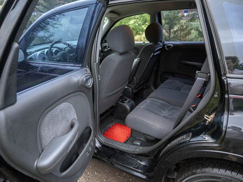 Used 2003 Chrysler PT Cruiser image 15