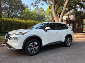 Used 2022 Nissan Rogue SV FWD video 1