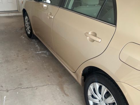 Used 2013 Toyota Corolla LE FWD image 8