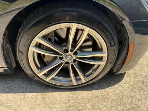 Used 2018 BMW 750i xDrive AWD/4WD image 26