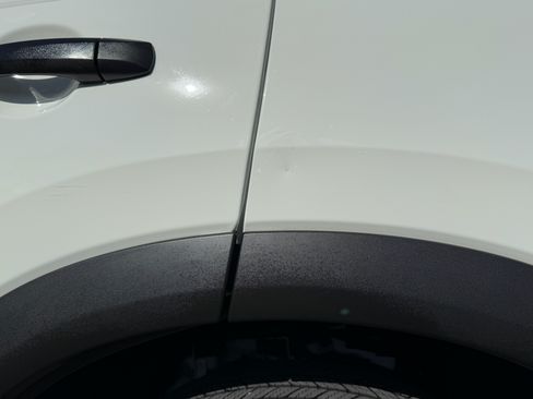 Used 2023 Nissan Rogue S AWD/4WD image 25