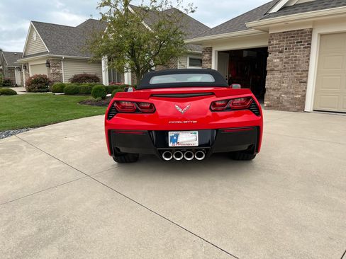 Used 2019 Chevrolet Corvette Stingray Convertible Z51 2LT RWD image 9