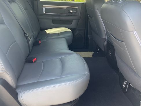 Used 2018 RAM 1500 Big Horn AWD/4WD image 4
