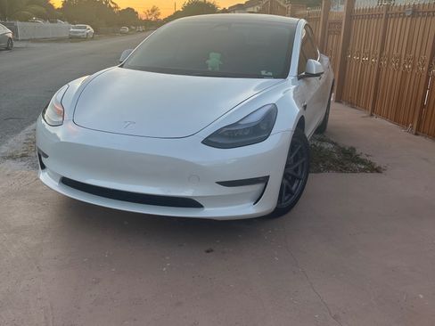 Used 2022 Tesla Model 3 Long Range image 4
