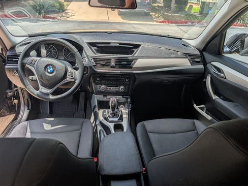 Used 2015 BMW X1 sDrive28i RWD image 4