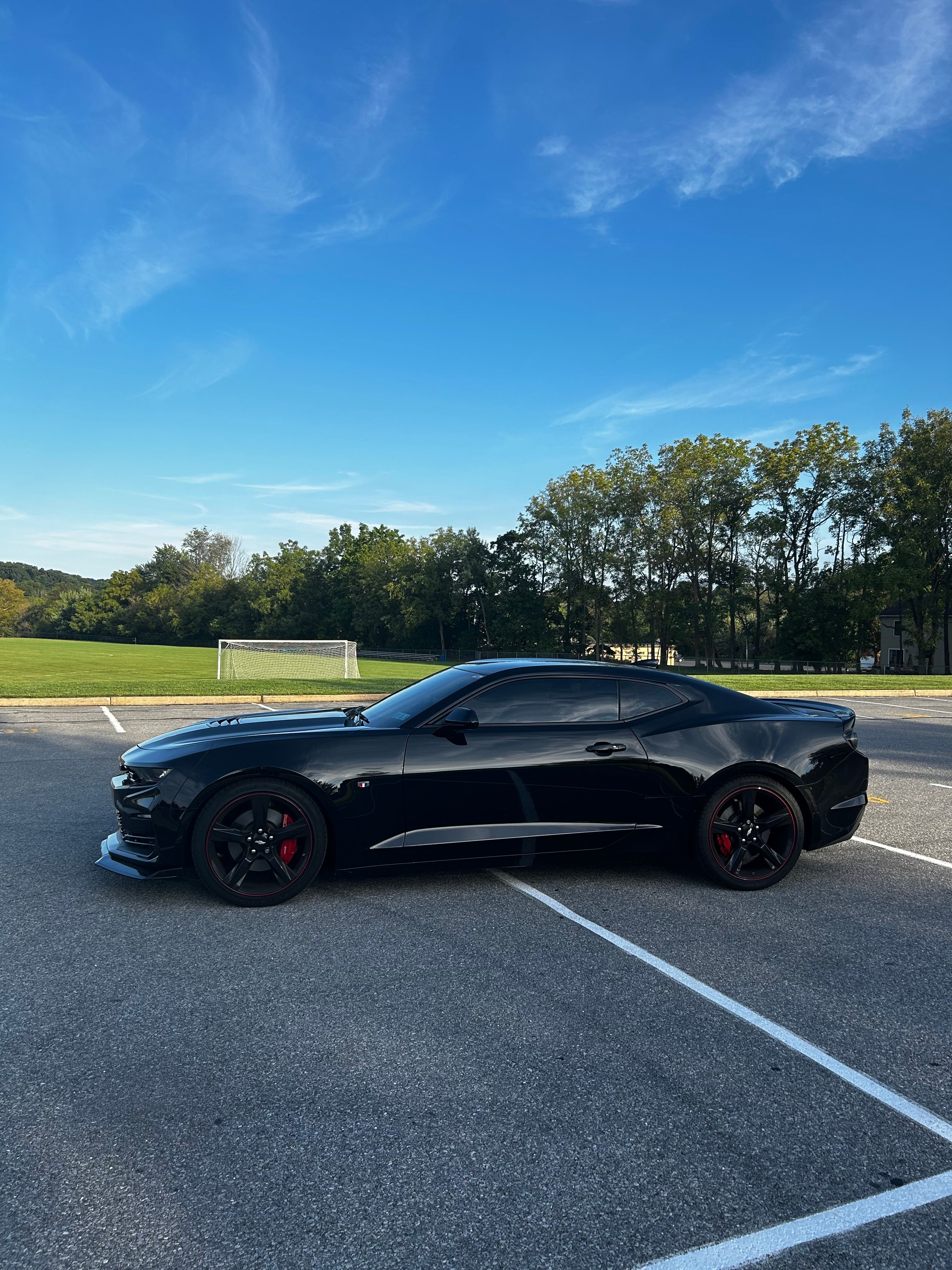 Used 2022 Chevrolet Camaro SS RWD image 4