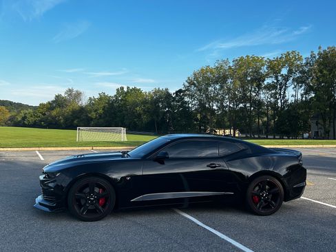 Used 2022 Chevrolet Camaro SS image 4