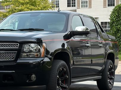 Used 2010 Chevrolet Avalanche LT w/ Luxury Package