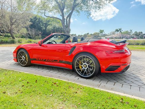 Used 2017 Porsche 911 Turbo S image 8