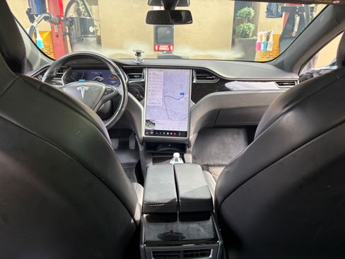 Used 2018 Tesla Model S 75D AWD/4WD image 5
