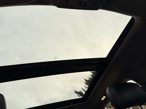 Used 2019 Ford F250 Lariat image 17