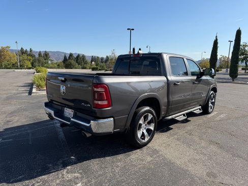 Used 2019 RAM 1500 Laramie AWD/4WD image 8