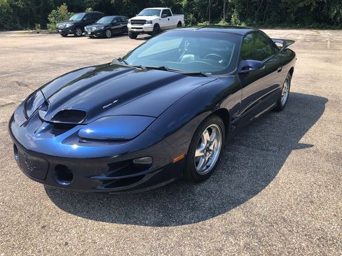 Used 2002 Pontiac Firebird Formula image 8