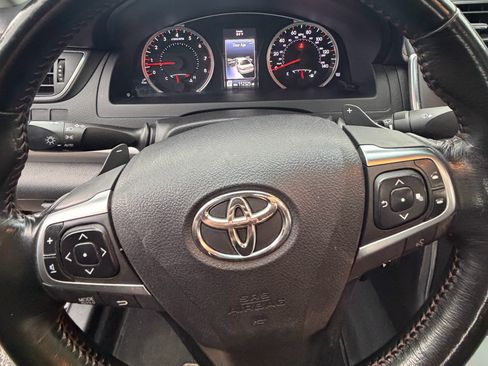 Used 2015 Toyota Camry XSE image 13