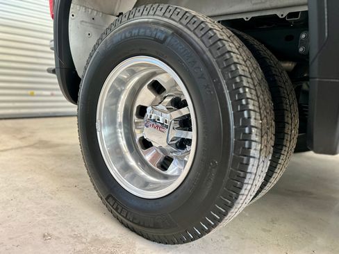 Used 2025 GMC Sierra 3500 Pro w/ 1SA Pro Safety Plus Package AWD/4WD image 13