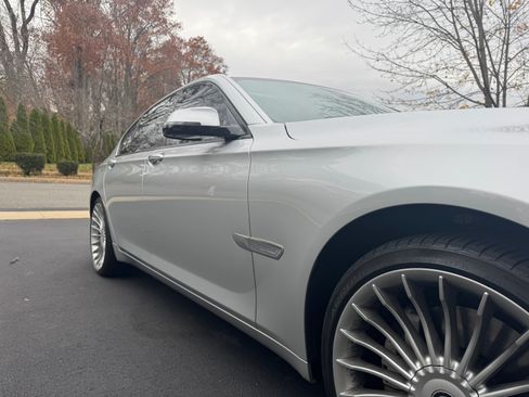 Used 2013 BMW ALPINA B7 xDrive image 5