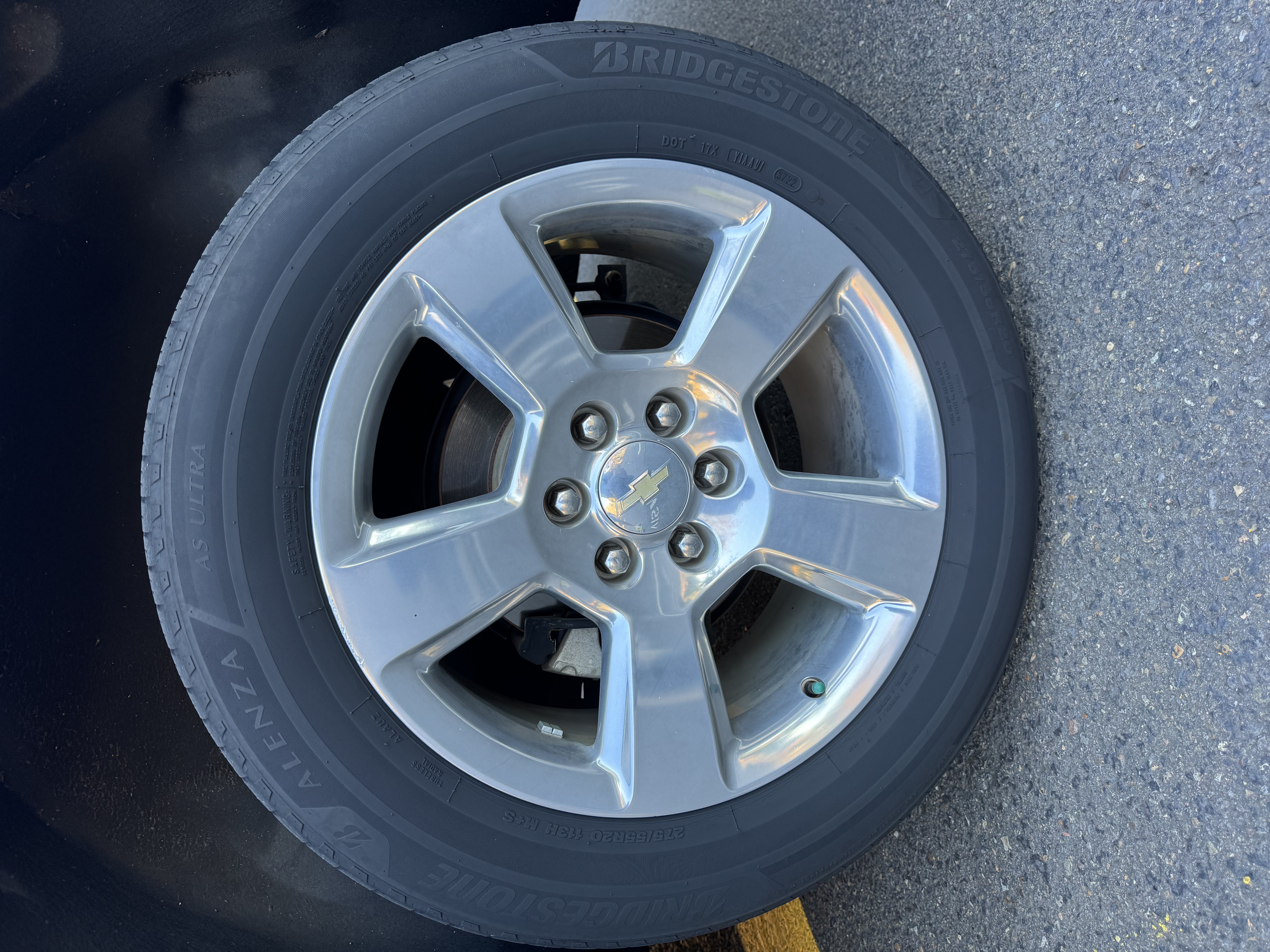 Used 2018 Chevrolet Tahoe Premier AWD/4WD image 17