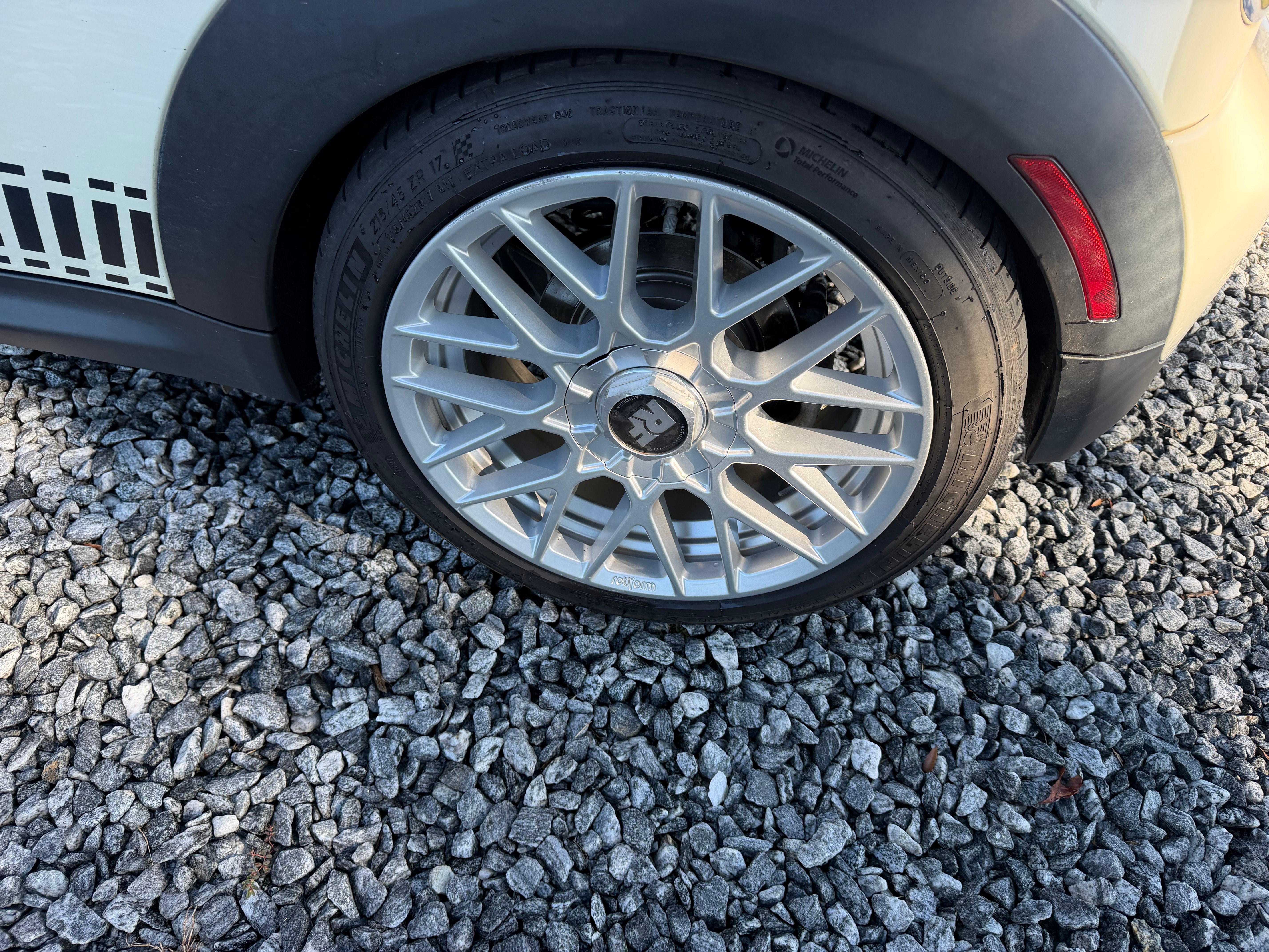 Used 2013 MINI Cooper S FWD image 20