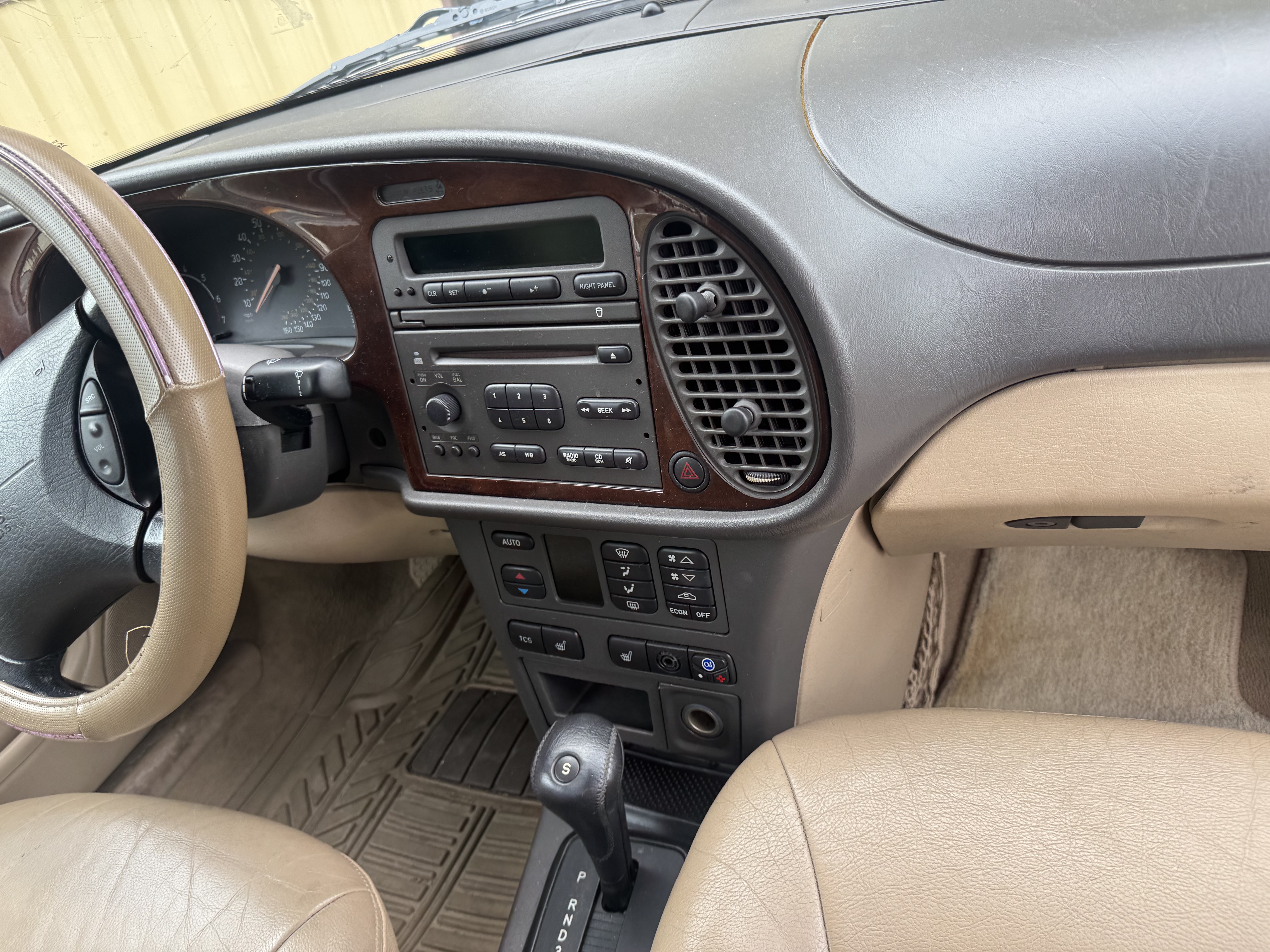 Used 2002 Saab 9-3 SE FWD image 6