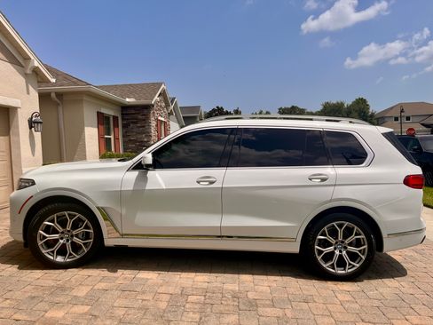 Used 2019 BMW X7 xDrive40i w/ Premium Package AWD/4WD image 8