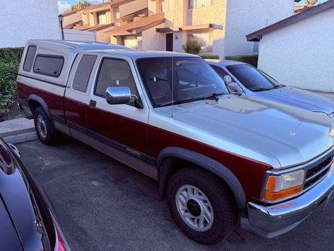 Used 1993 Dodge Dakota 2WD Club Cab image 5