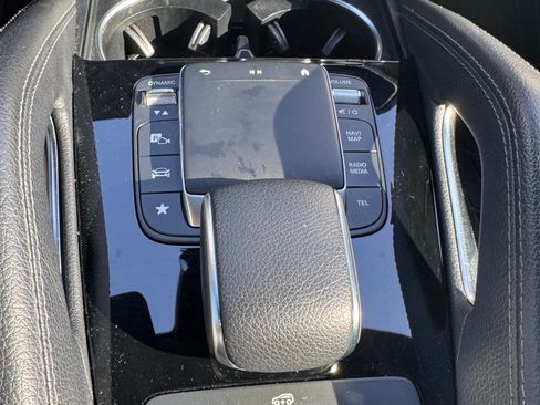 Used 2021 Mercedes-Benz GLE 580 4MATIC image 25