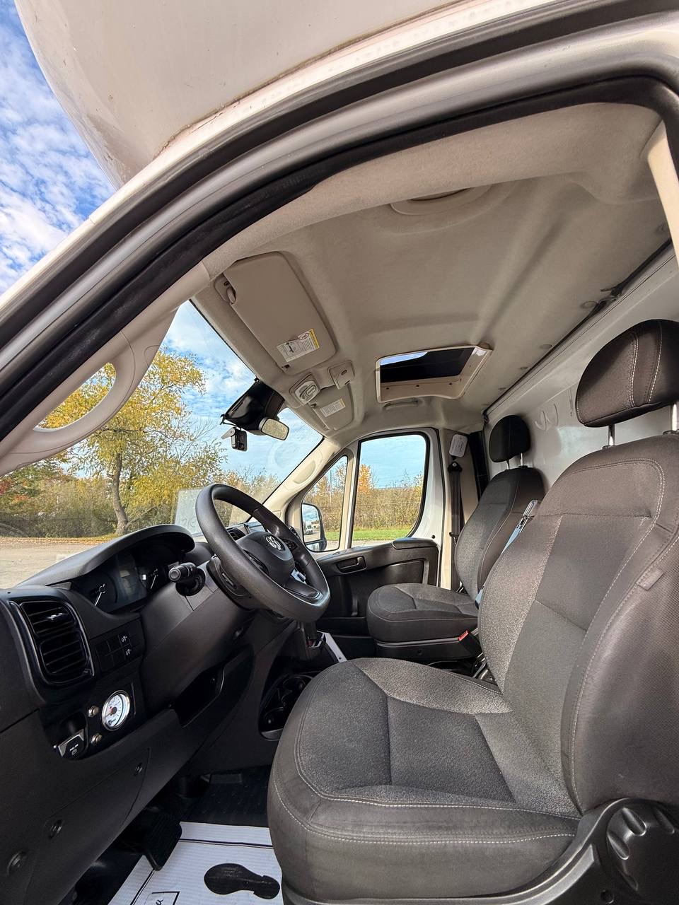 Used 2022 RAM ProMaster 3500 FWD image 9