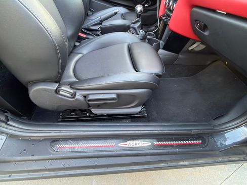Used 2017 MINI Cooper S FWD image 5