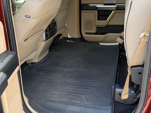 Used 2017 Ford F150 XLT w/ Equipment Group 302A Luxury AWD/4WD image 6