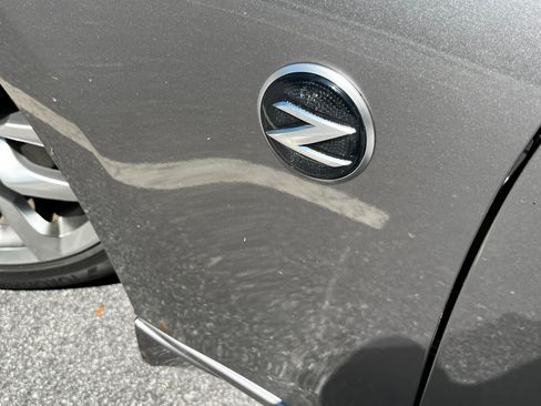 Used 2010 Nissan 370Z Touring image 7