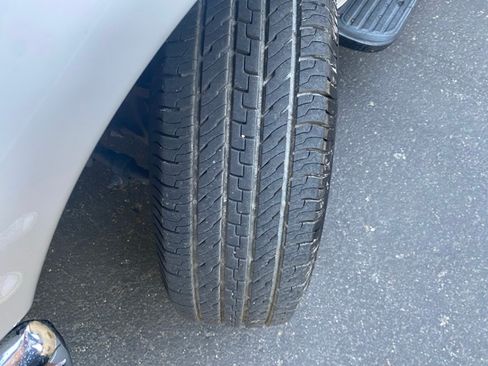 Used 2013 Ford E-350 and Econoline 350 XLT image 8