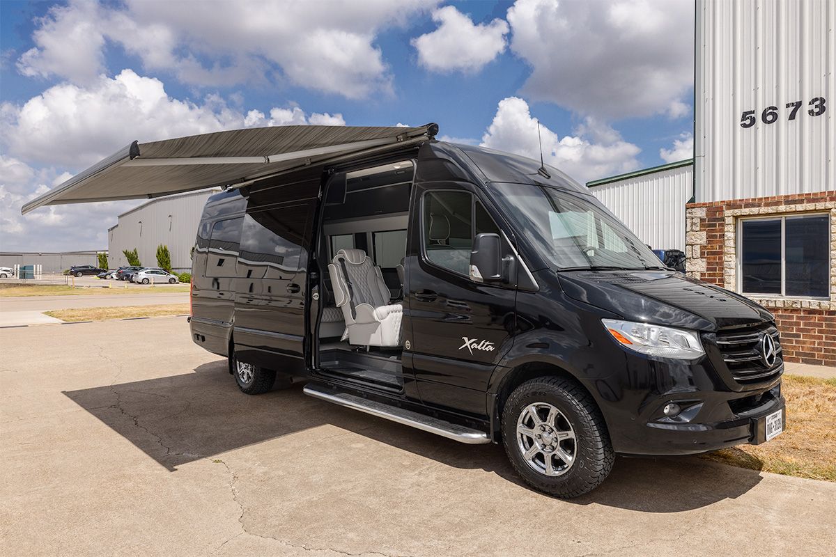 Used 2019 Mercedes-Benz Sprinter 170 image 1