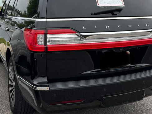 Used 2018 Lincoln Navigator Reserve w/ Technology Package AWD/4WD image 5