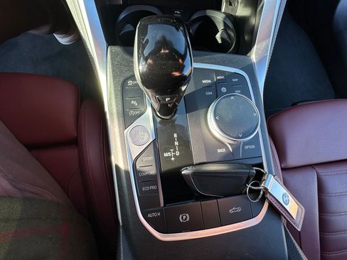 Used 2023 BMW 430i Convertible w/ M Sport Package image 25